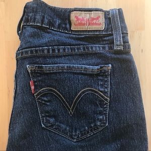 Levi 524 Skinny Jeans